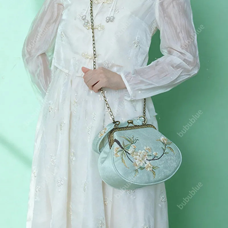 Vintage Pear Blossom Embroidered Shell Handbag with Kiss Lock