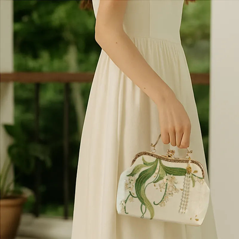 Lily of the Valley Embroidered Kiss-Lock White Handbag with Pearl Tassel
