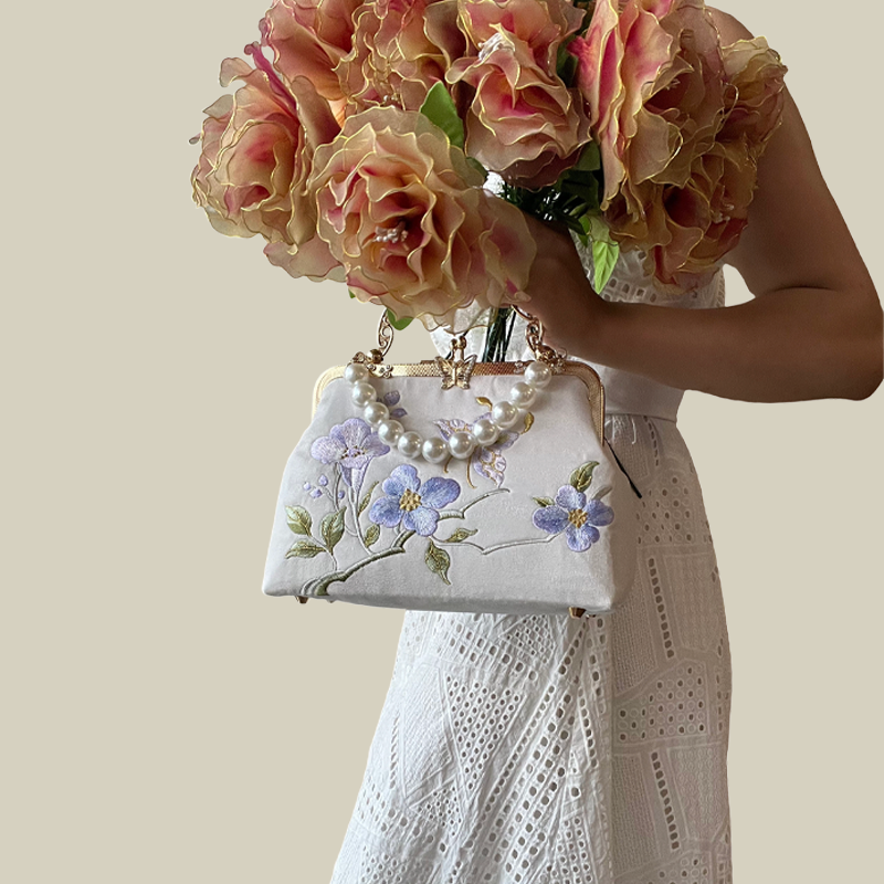 Butterfly Embroidered White Handbag with Metal Kiss-Lock