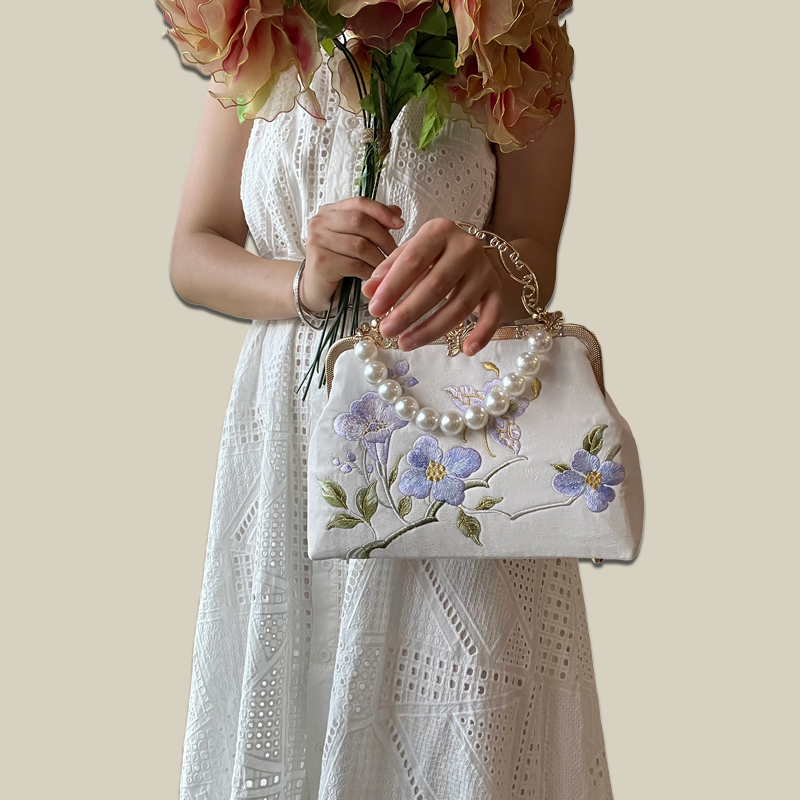 Butterfly Embroidered White Handbag with Metal Kiss-Lock