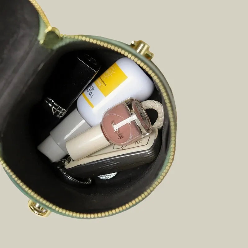 Cicada Song Embroidered Green Mini Bucket Bag