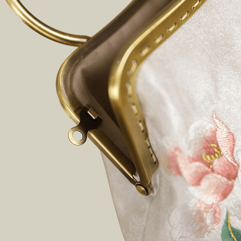 Peony Embroidered White Handbag with Metal Kiss-Lock