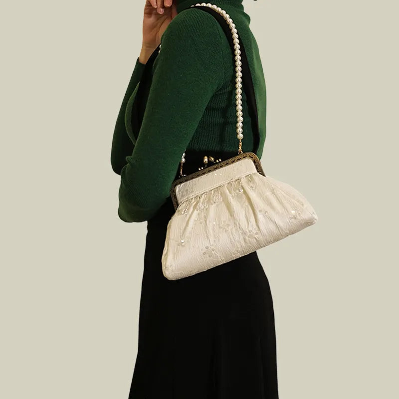 Vintage Pearl Tassel Satin Evening Bag with Kiss Lock(White/Black)