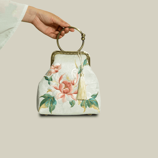 Peony Embroidered White Handbag with Metal Kiss-Lock