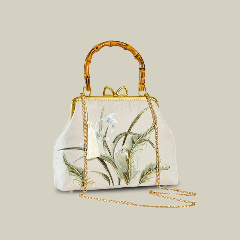 Beige Wild Meadow Embroidered Handbag – with Bow Kiss-Lock