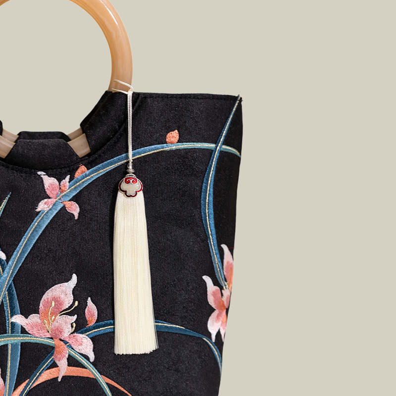 Large Capacity Orchid Bloom Embroidered Tote Bag with Acrylic Handle
