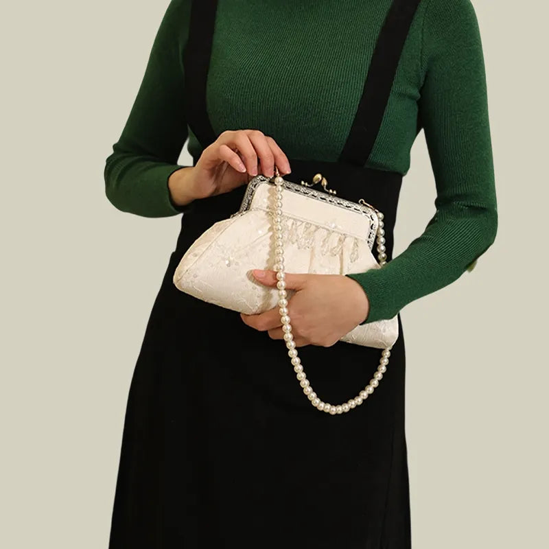 Vintage Pearl Tassel Satin Evening Bag with Kiss Lock(White/Black)