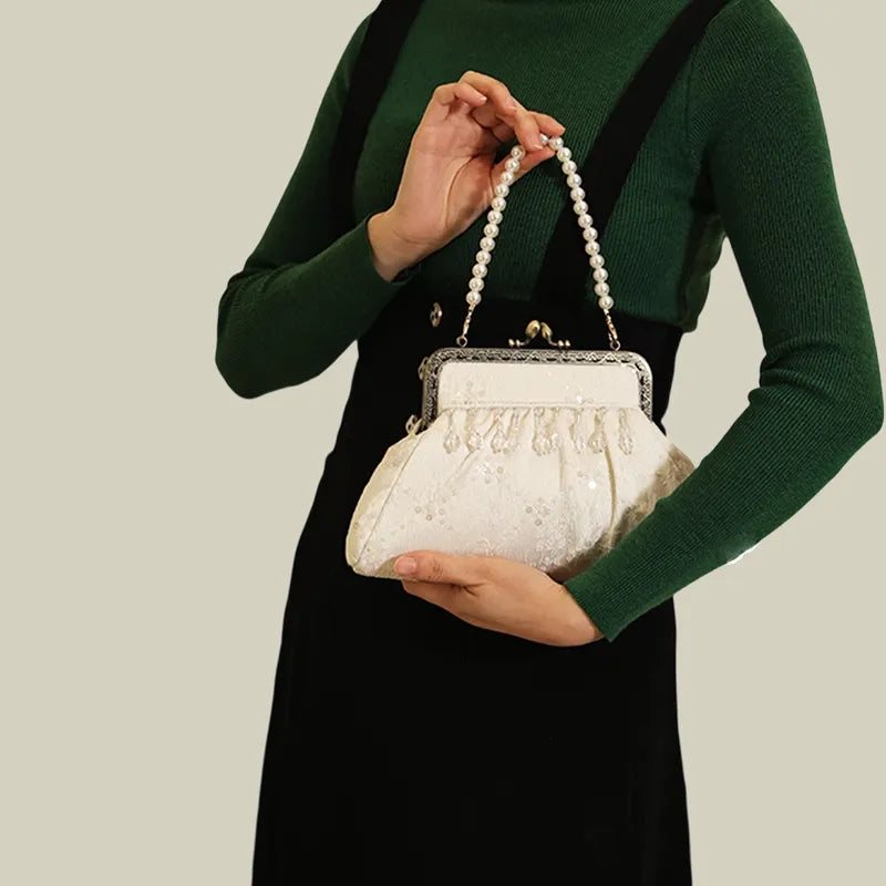 Vintage Pearl Tassel Satin Evening Bag with Kiss Lock(White/Black)