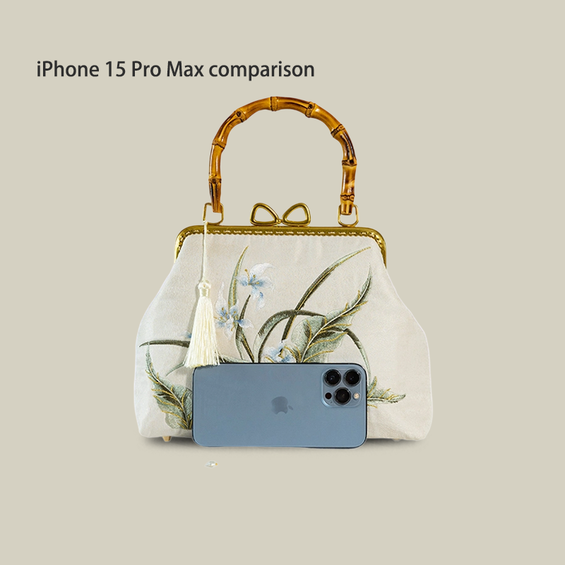 Beige Wild Meadow Embroidered Handbag – with Bow Kiss-Lock