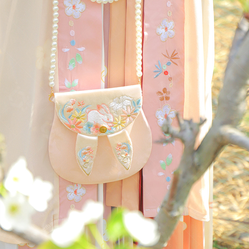 Cute Bunny Embroidered Crossbody Bag with Pearl Chain