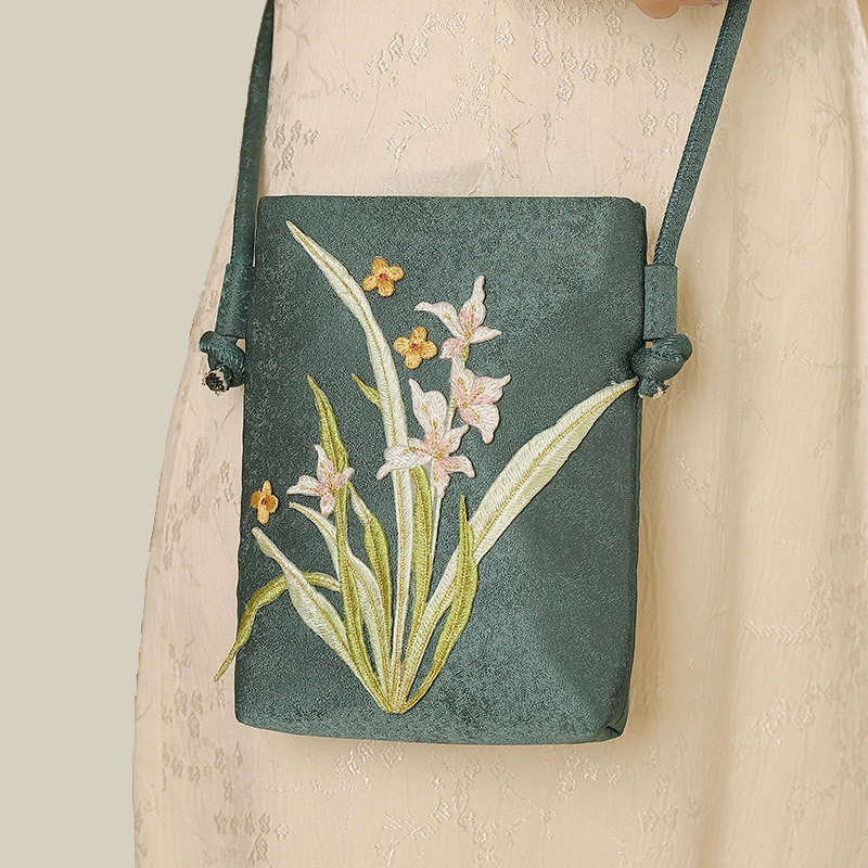 Nature Inspiration Embroidered Crossbody Phone Bag