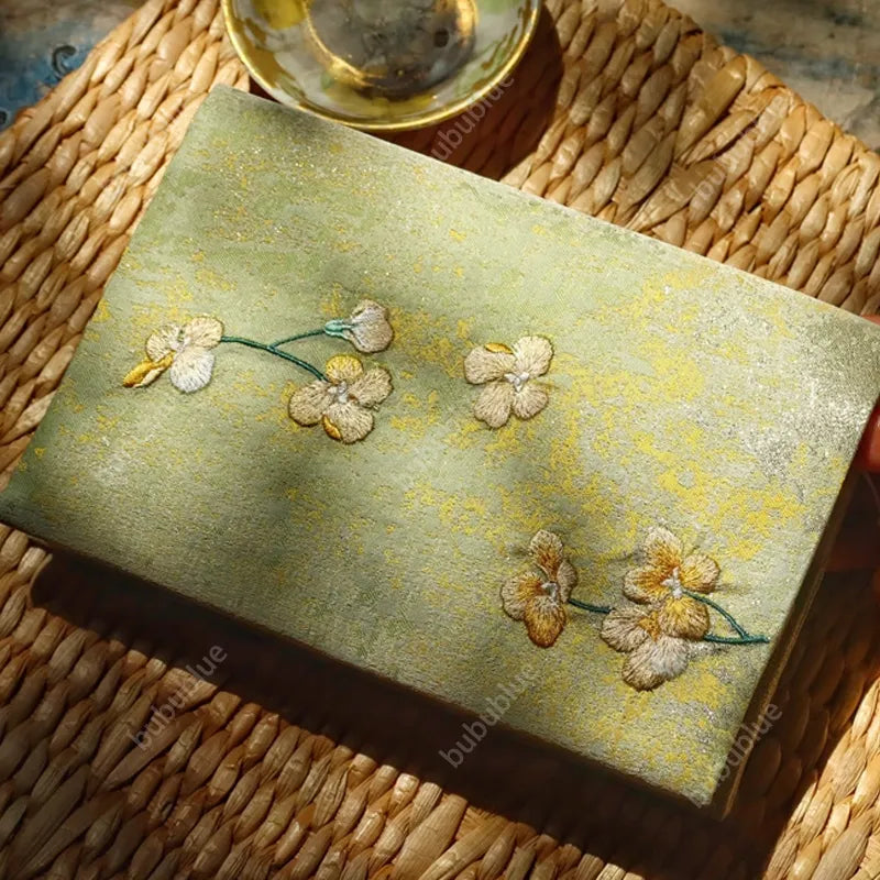 Embroidered Cute Cat Vintage Embroidered Original Handmade Book Sleeve Notebook/Journal (A5)