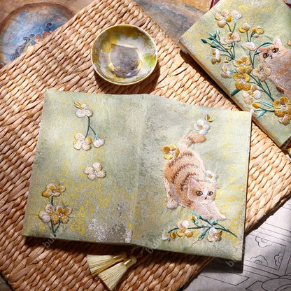 Embroidered Cute Cat Vintage Embroidered Original Handmade Book Sleeve Notebook/Journal (A5)