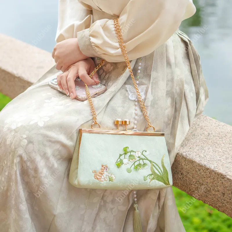 Vintage Lily of the Valley Embroidery Clutch Bag with Pearl Kiss Lock
