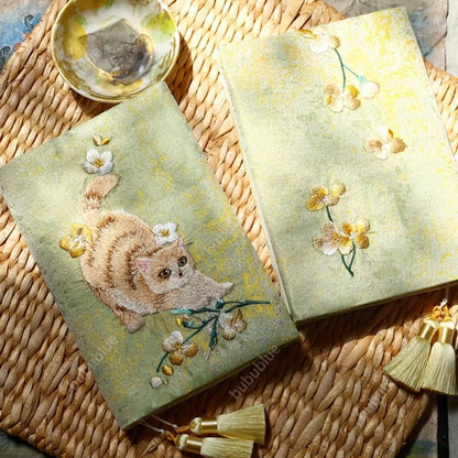 Embroidered Cute Cat Vintage Embroidered Original Handmade Book Sleeve Notebook/Journal (A5)