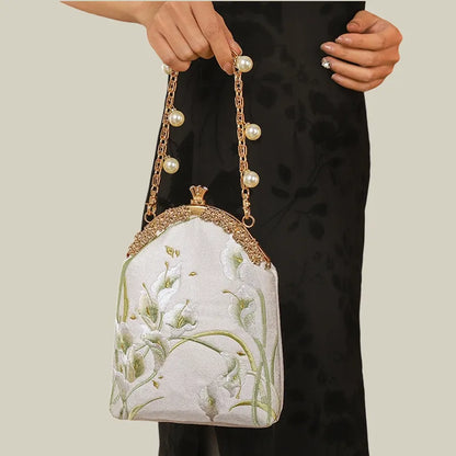 Calla Lily Embroidered Pearl Chain Handbag