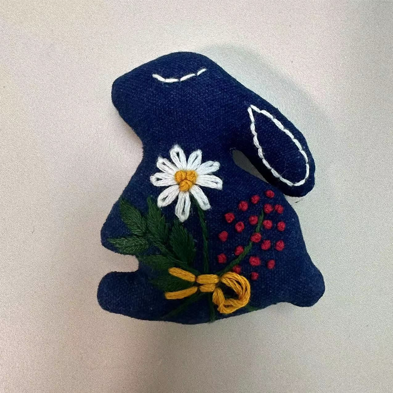 3Pcs Random Patterns Hand Embroidered Rabbit Brooch