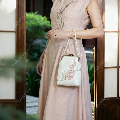 Begonia Embroidery Vintage Crossbody Phone Bag with Kiss Lock