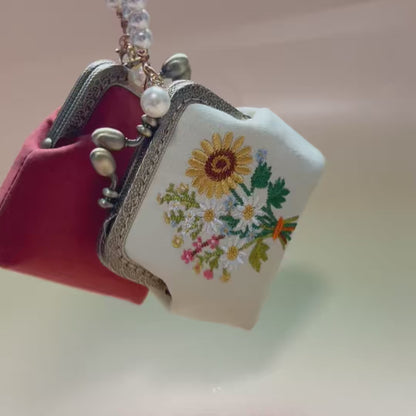 Hand-Embroidered Cotton Kiss Lock Coin Purse For Bank Cards