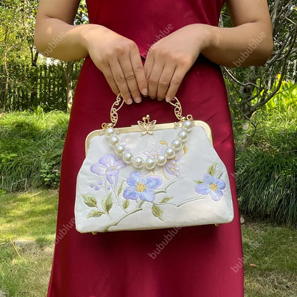 Butterfly Embroidered White Handbag with Metal Kiss-Lock