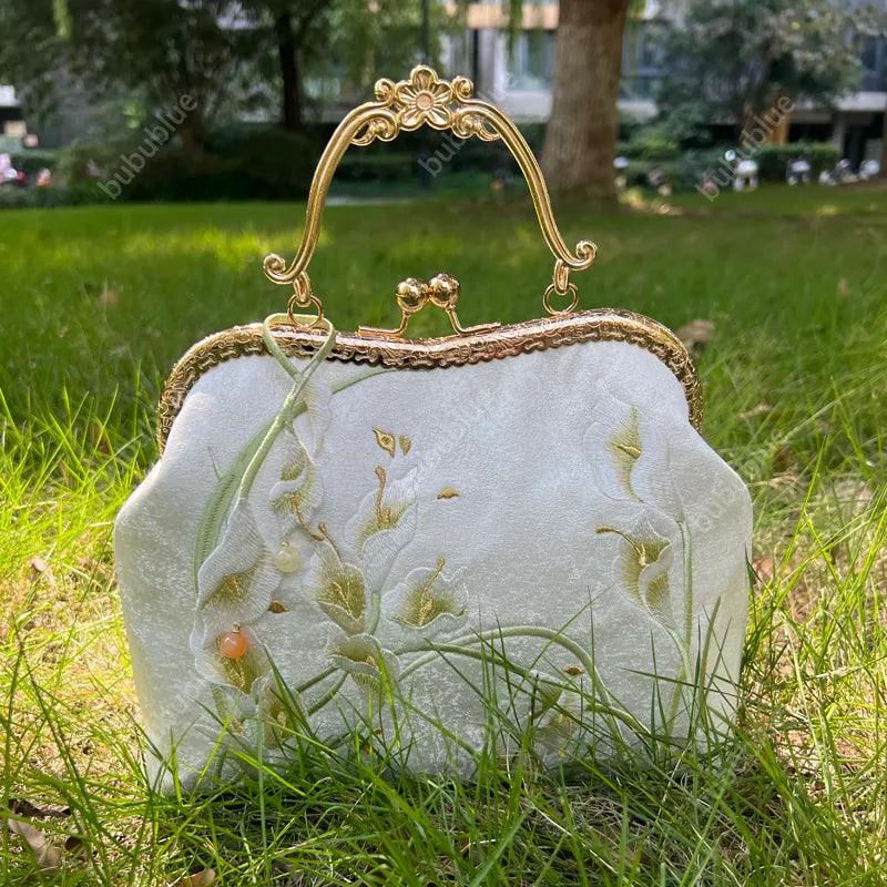 Calla Lily Embroidered Vintage Bride Clutch with Kiss Lock