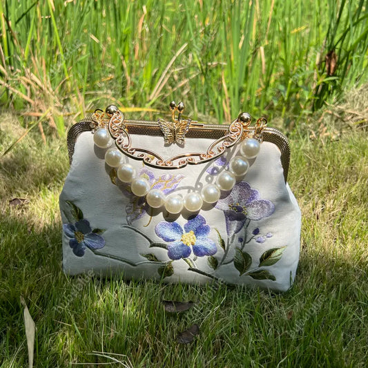 Butterfly Embroidered White Handbag with Metal Kiss-Lock