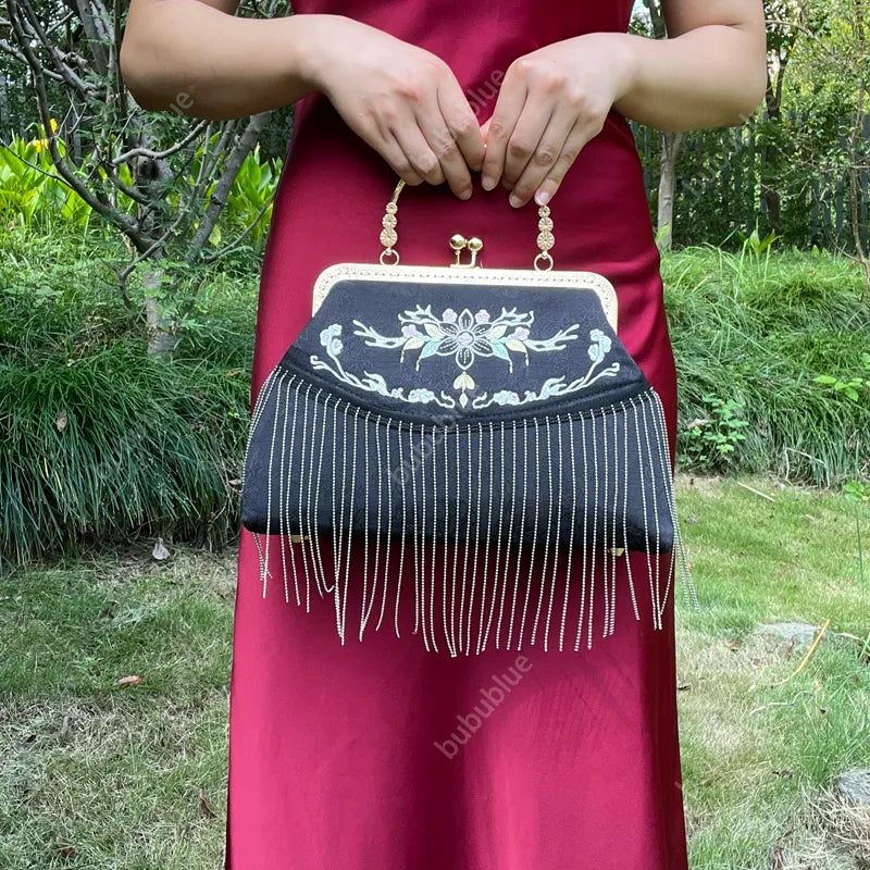 Floral Embroidered Vintage Black Evening Bag with Tassel