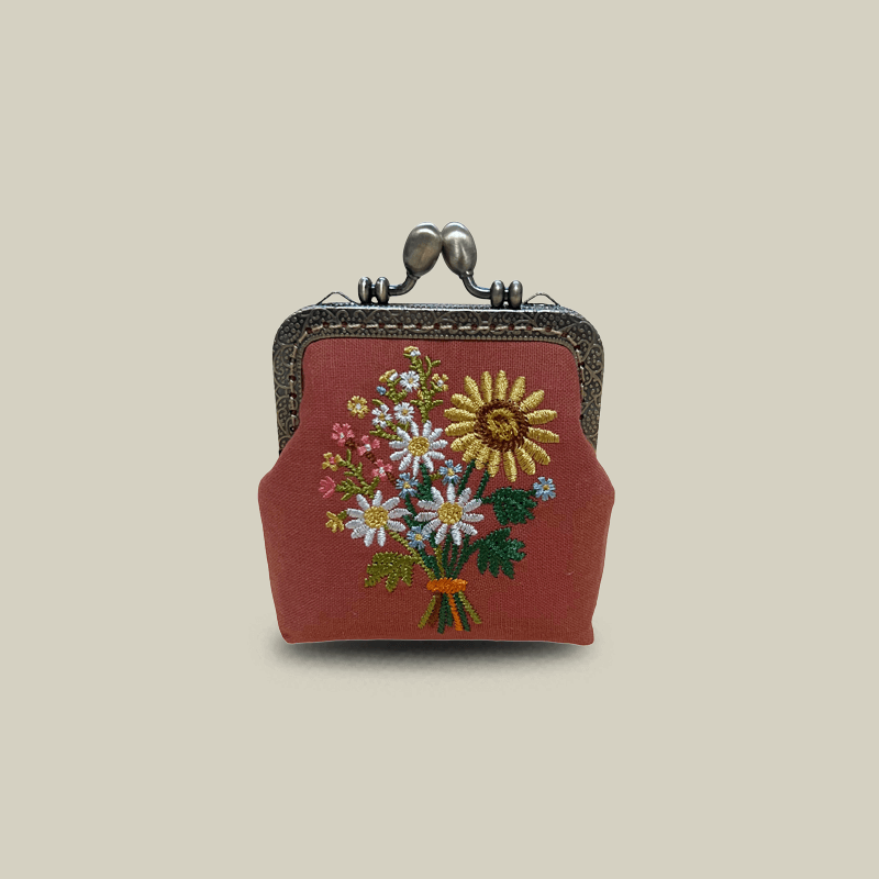 Hand-Embroidered Cotton Kiss Lock Coin Purse For Bank Cards