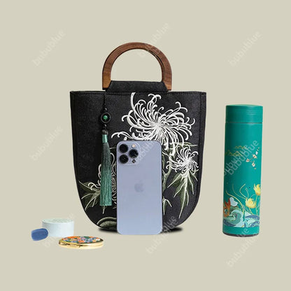 Vintage Chrysanthemum Embroidery Tote Bag with Wooden Handle