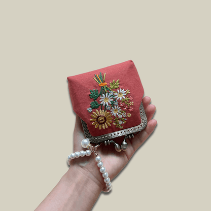 Hand-Embroidered Cotton Kiss Lock Coin Purse For Bank Cards