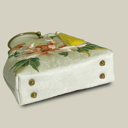 Peony Embroidered White Handbag with Metal Kiss-Lock