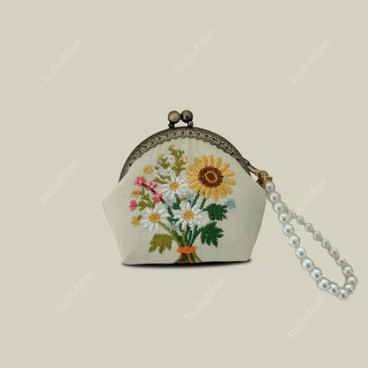 Vintage Handmade Floral Embroidered Mini Shell Kiss Lock Coin Purse