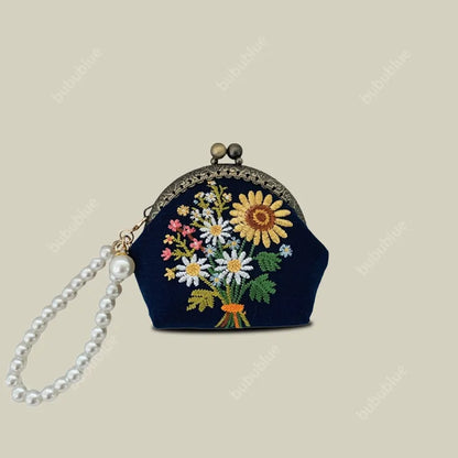 Vintage Handmade Floral Embroidered Mini Shell Kiss Lock Coin Purse