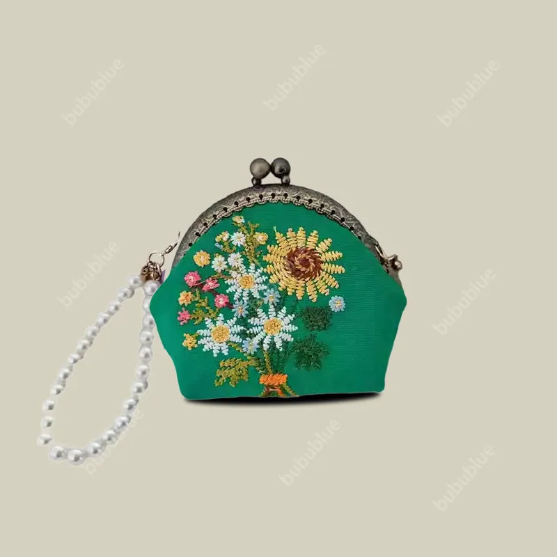Vintage Handmade Floral Embroidered Mini Shell Kiss Lock Coin Purse