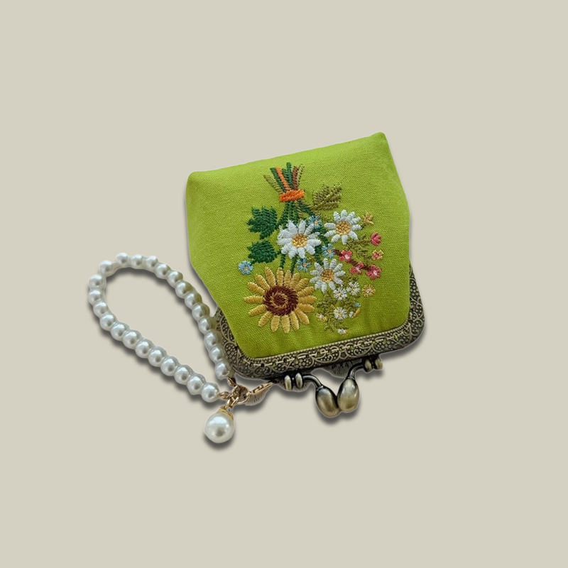 Hand-Embroidered Cotton Kiss Lock Coin Purse For Bank Cards