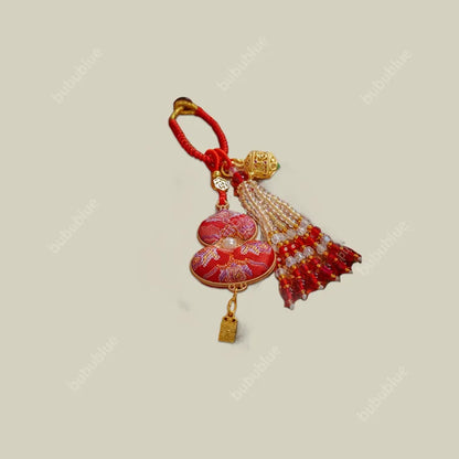 Song Brocade Gourd-Shaped Keychain Pendant With A Hollowed-Out Aromatherapy Ball