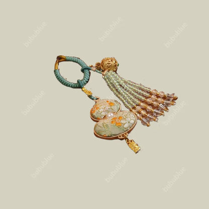Song Brocade Gourd-Shaped Keychain Pendant With A Hollowed-Out Aromatherapy Ball